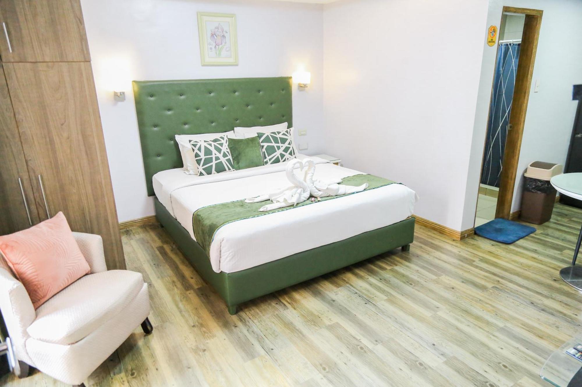 מנילה Pacific Bay Grand Suites מראה חיצוני תמונה